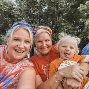 Meet your Posher, Lena